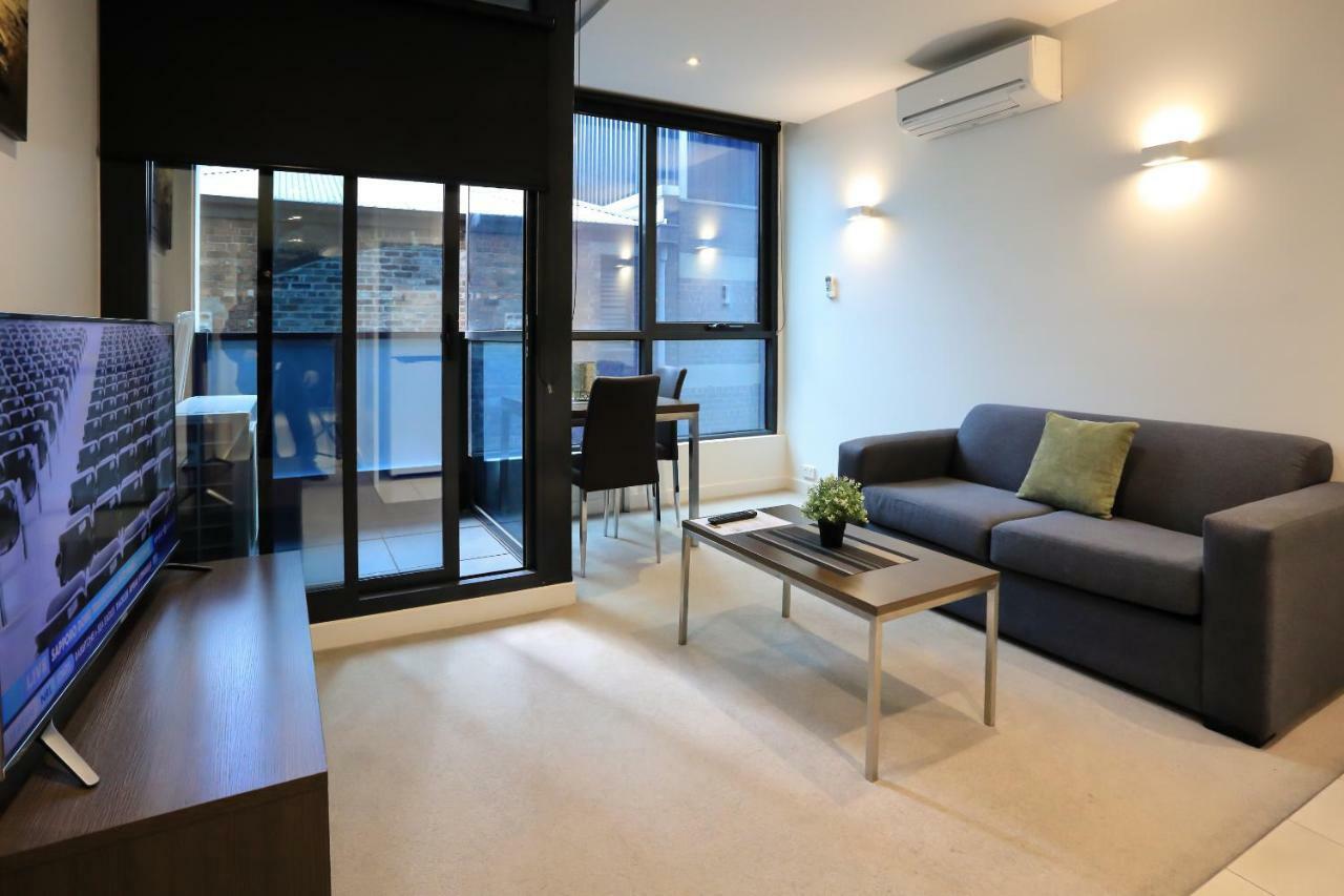 Flinders Street Apartments Мельбурн Екстер'єр фото